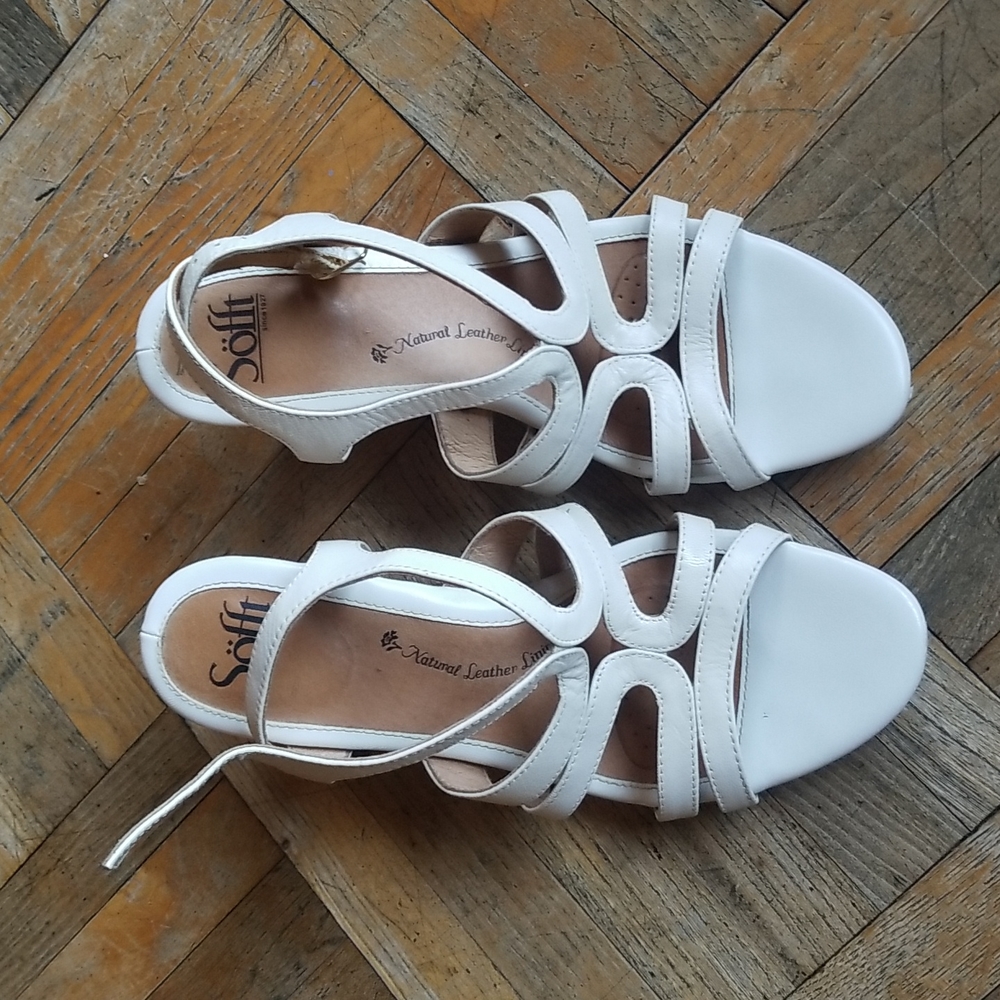 Sofft white sandals